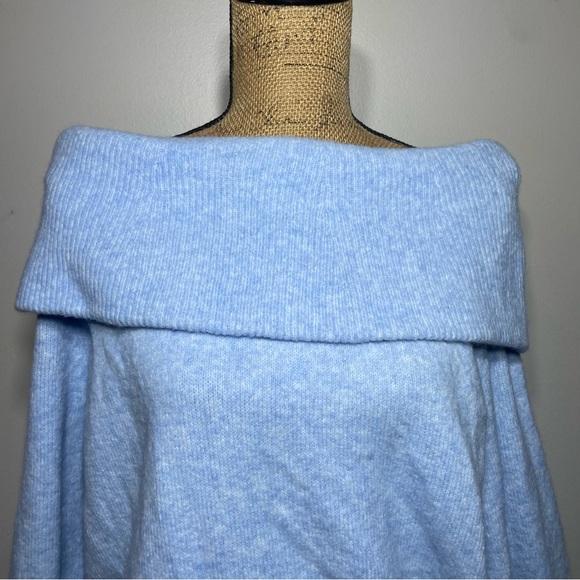 H&M Light Blue Off-the-Shoulder Sweater - Picture 5 of 6